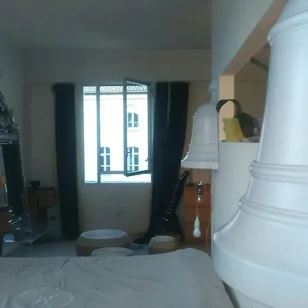 Duplex Intra-muros Calme & Spacieux Pres Du Palais Des Papes Apartment Avignon